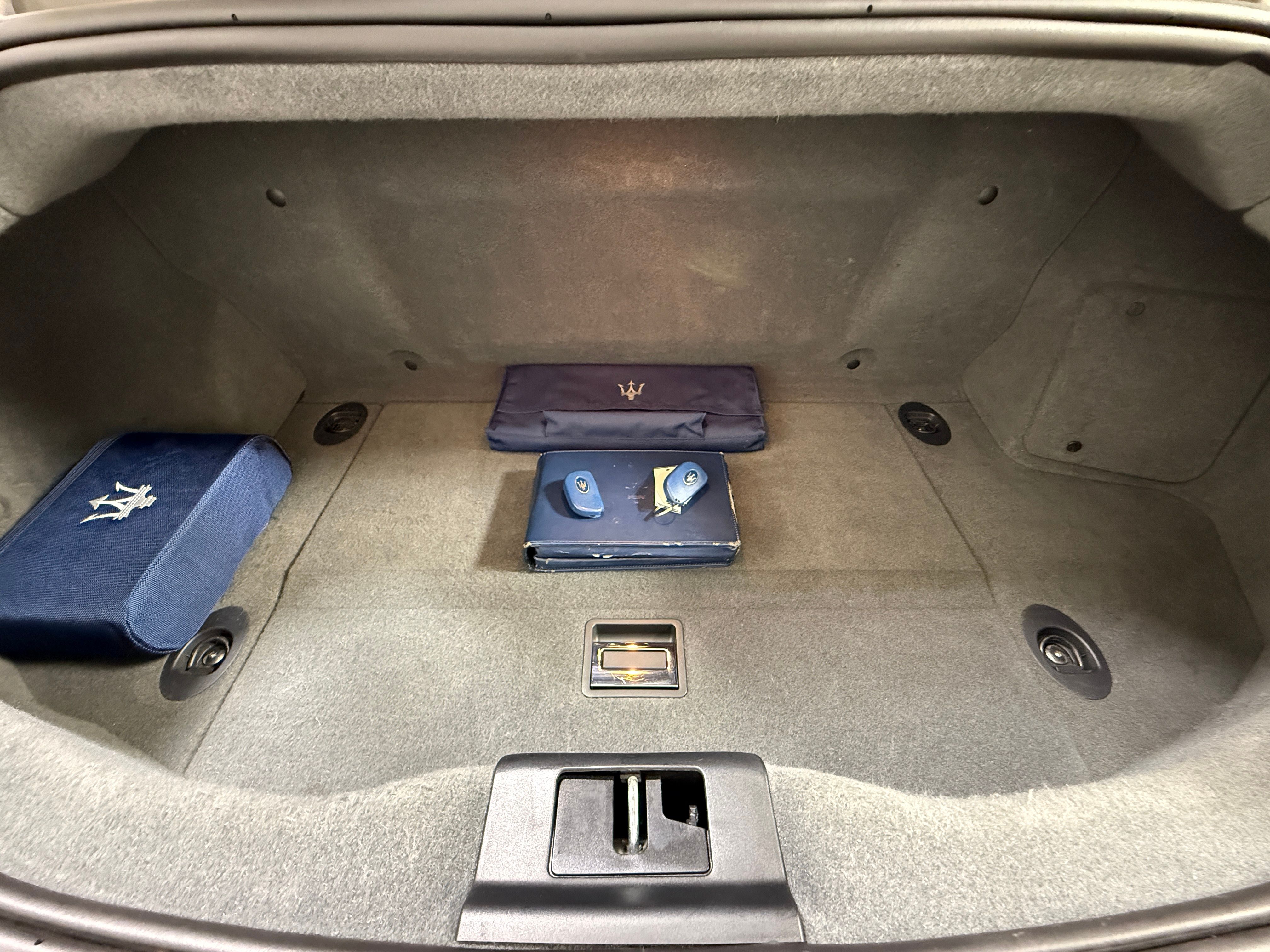 Used 2008 Maserati GranTurismo Coupe RWD image 32