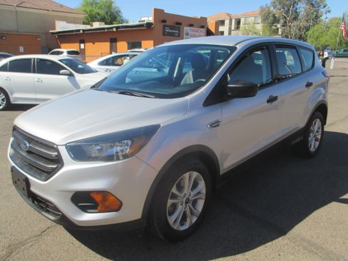 Used 2019 Ford Escape S image 15