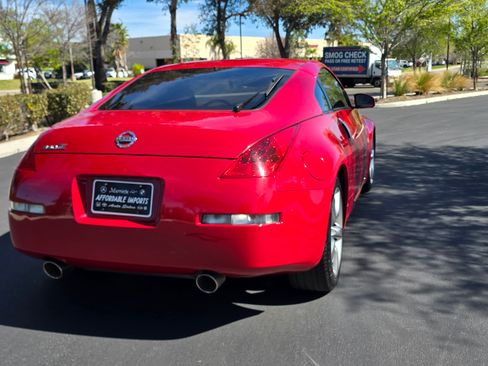 Used 2007 Nissan 350Z Touring image 8
