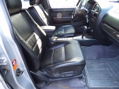 Used 2004 Nissan Pathfinder image 14