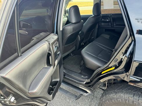 Used 2023 Toyota 4Runner TRD Off-Road Premium image 14