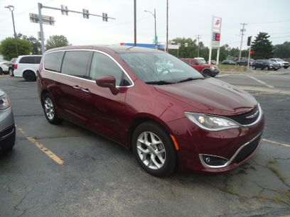 Used 2019 Chrysler Pacifica Touring Plus