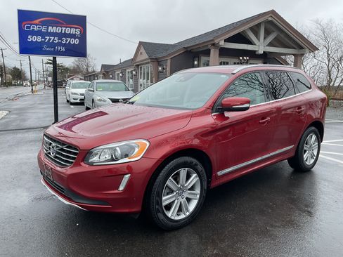 Used 2017 Volvo XC60 T5 Inscription image 1