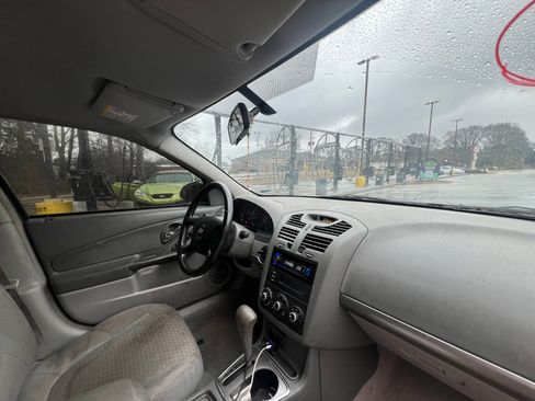 Used 2007 Chevrolet Malibu LS image 11