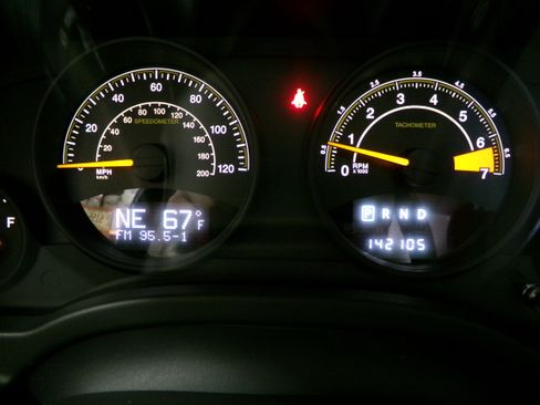 Used 2014 Jeep Patriot Latitude image 19