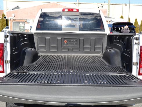 Used 2013 RAM 2500 SLT image 15