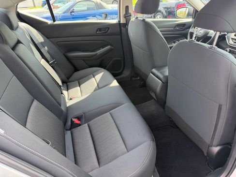 Used 2024 Nissan Altima 2.5 S FWD image 20