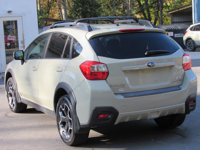 Used 2013 Subaru XV Crosstrek 2.0i Premium AWD/4WD image 7