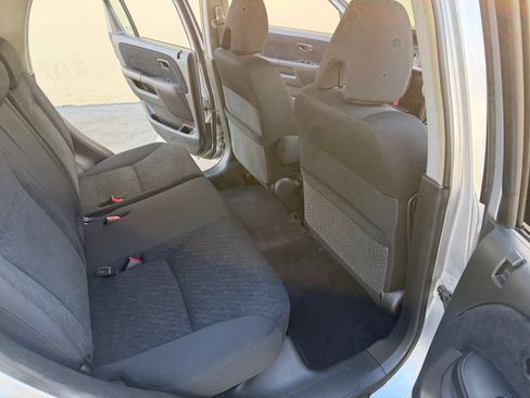 Used 2005 Honda CR-V LX image 30