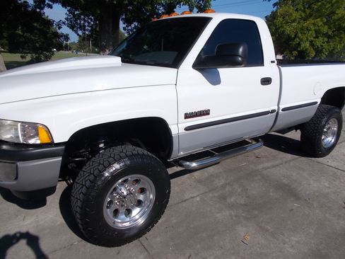 Used 1998 Dodge Ram 2500 Truck AWD/4WD image 7