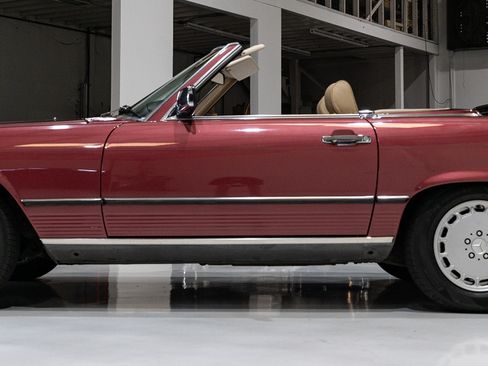Used 1989 Mercedes-Benz 560 SL image 13