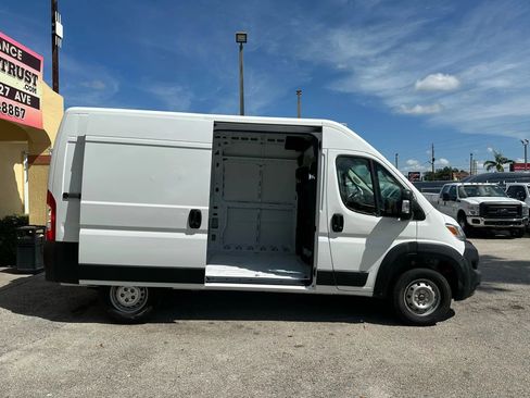 Used 2025 RAM ProMaster 2500 image 8
