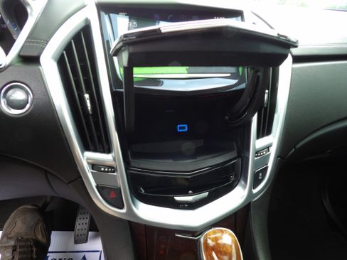 Used 2014 Cadillac SRX FWD Luxury image 12