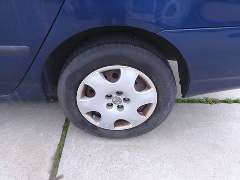 Used 2003 Toyota Corolla CE image 30