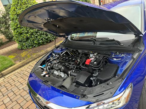 Used 2021 Honda Accord Sport image 22