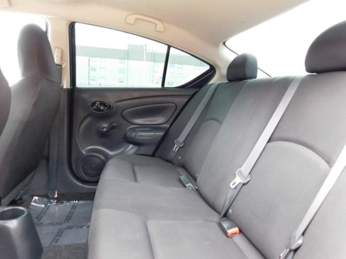 Used 2017 Nissan Versa S image 19