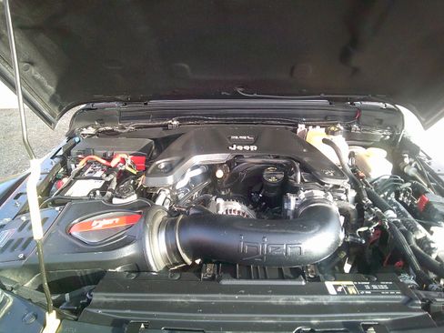 Used 2019 Jeep Wrangler Unlimited Rubicon image 36