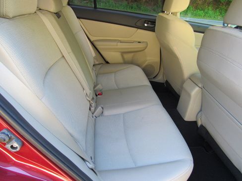 Used 2013 Subaru XV Crosstrek 2.0i Premium AWD/4WD image 15