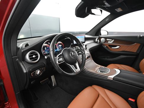 Used 2020 Mercedes-Benz GLC 300 image 35