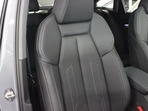 Used 2024 Audi Q4 e-tron Premium Plus image 46