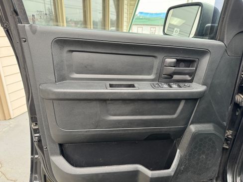 Used 2017 RAM 1500 Express image 4