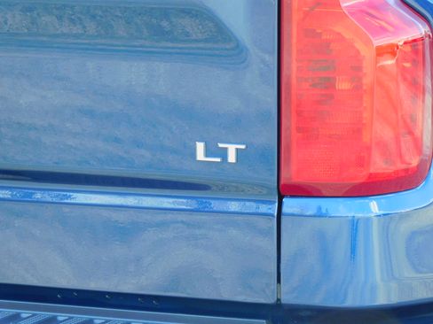 Used 2023 Chevrolet Silverado 1500 LT image 15