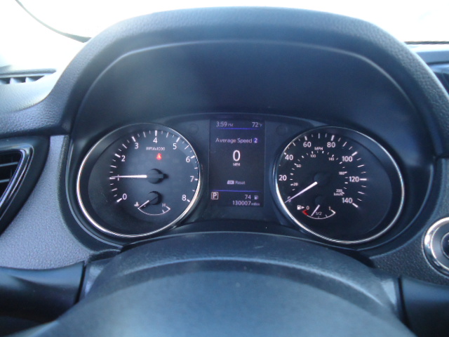 Used 2018 Nissan Rogue FWD SV image 6