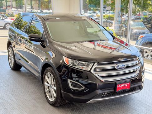 Used 2017 Ford Edge AWD Titanium image 1