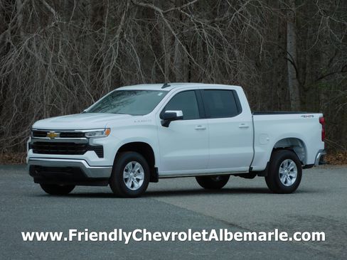 Used 2025 Chevrolet Silverado 1500 LT image 1