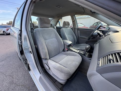 Used 2003 Toyota Camry LE image 16