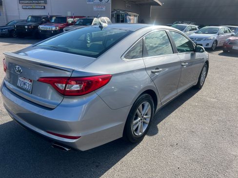 Used 2017 Hyundai Sonata SE FWD image 10