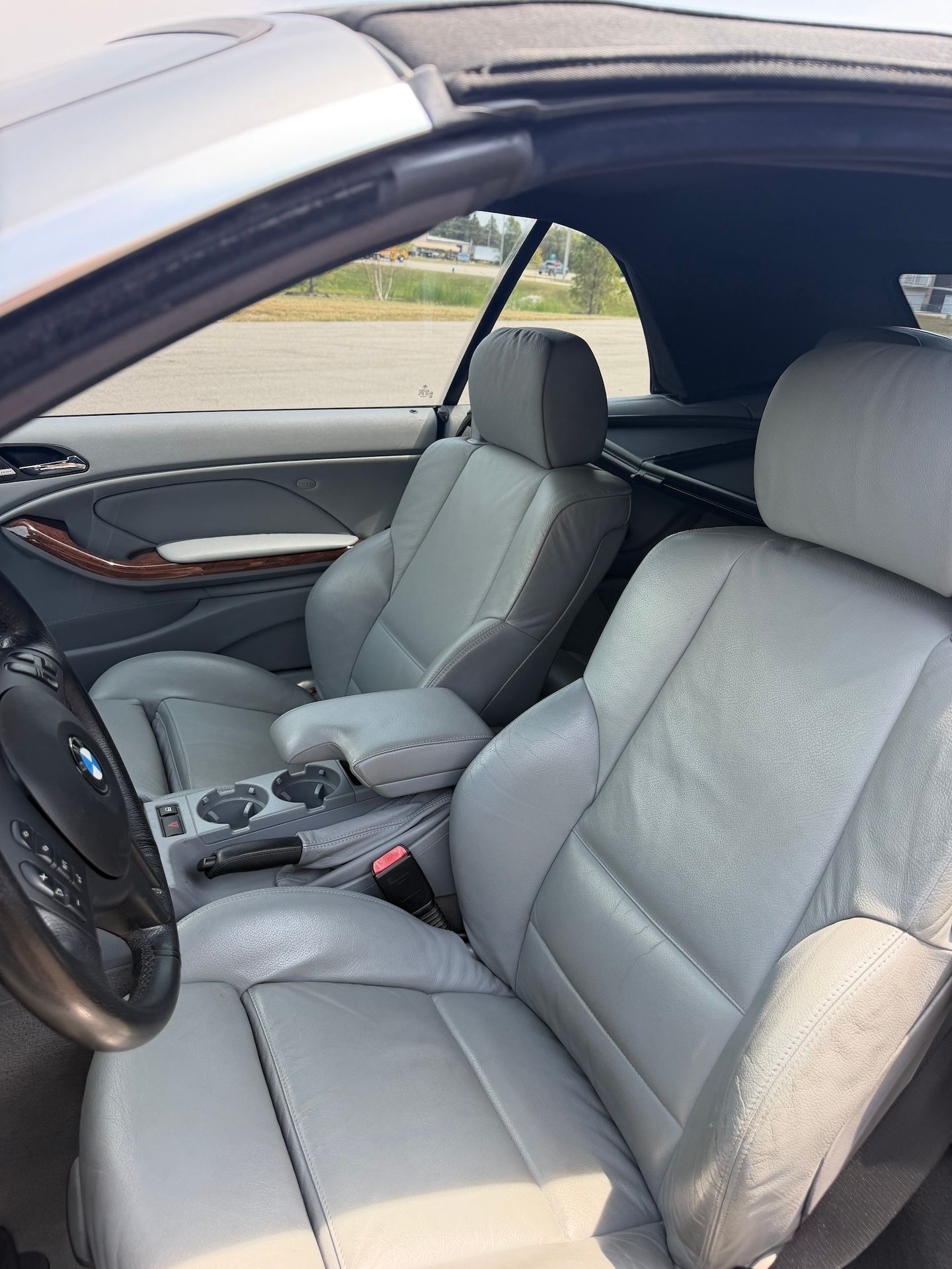 Used 2006 BMW 330Ci Convertible RWD image 10