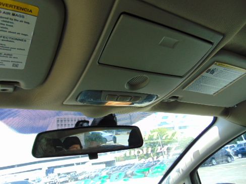 Used 2015 Ford Fiesta SE image 19