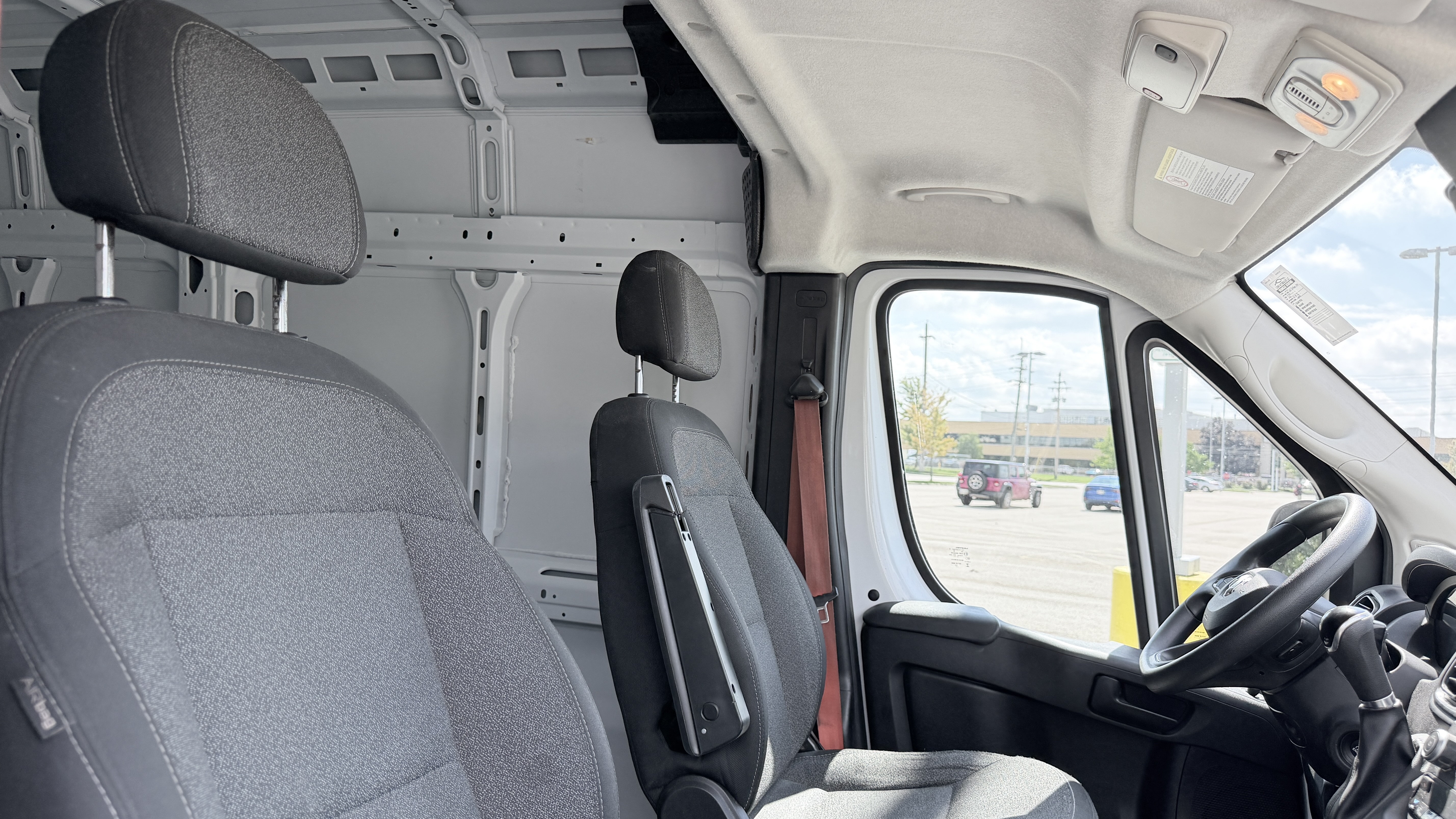 Used 2023 RAM ProMaster 3500 159 High Roof Extended FWD image 13