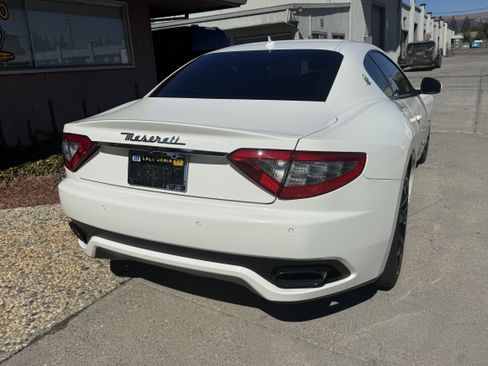 Used 2016 Maserati GranTurismo Sport image 9