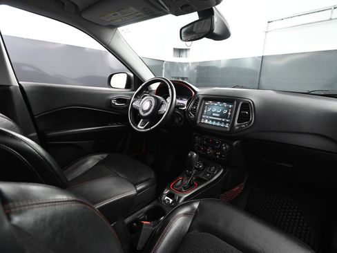 Used 2018 Jeep Compass Trailhawk image 42