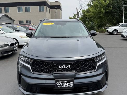 Used 2022 Kia Sorento S FWD image 3