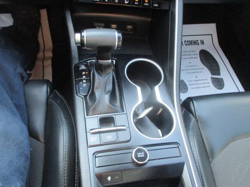Used 2022 Kia K5 GT-Line image 9