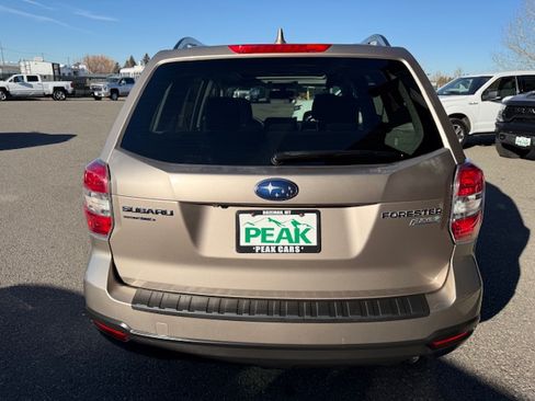 Used 2016 Subaru Forester 2.5i Premium image 4