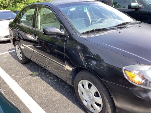 Used 2003 Toyota Corolla image 2