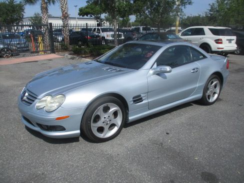 Used 2004 Mercedes-Benz SL 500 image 2