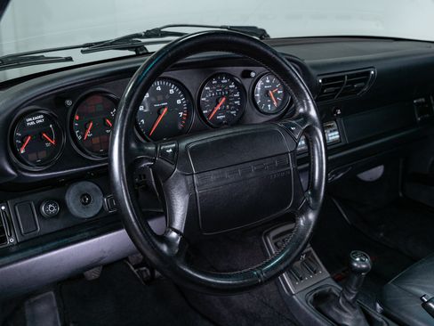 Used 1991 Porsche 911 Carrera 4 image 34