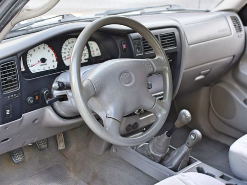 Used 2003 Toyota Tacoma SR5 image 50