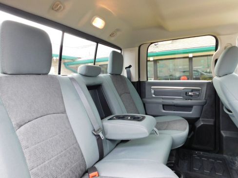 Used 2018 RAM 1500 4x4 Crew Cab Big Horn image 19