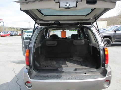 Used 2007 GMC Envoy SLE image 56