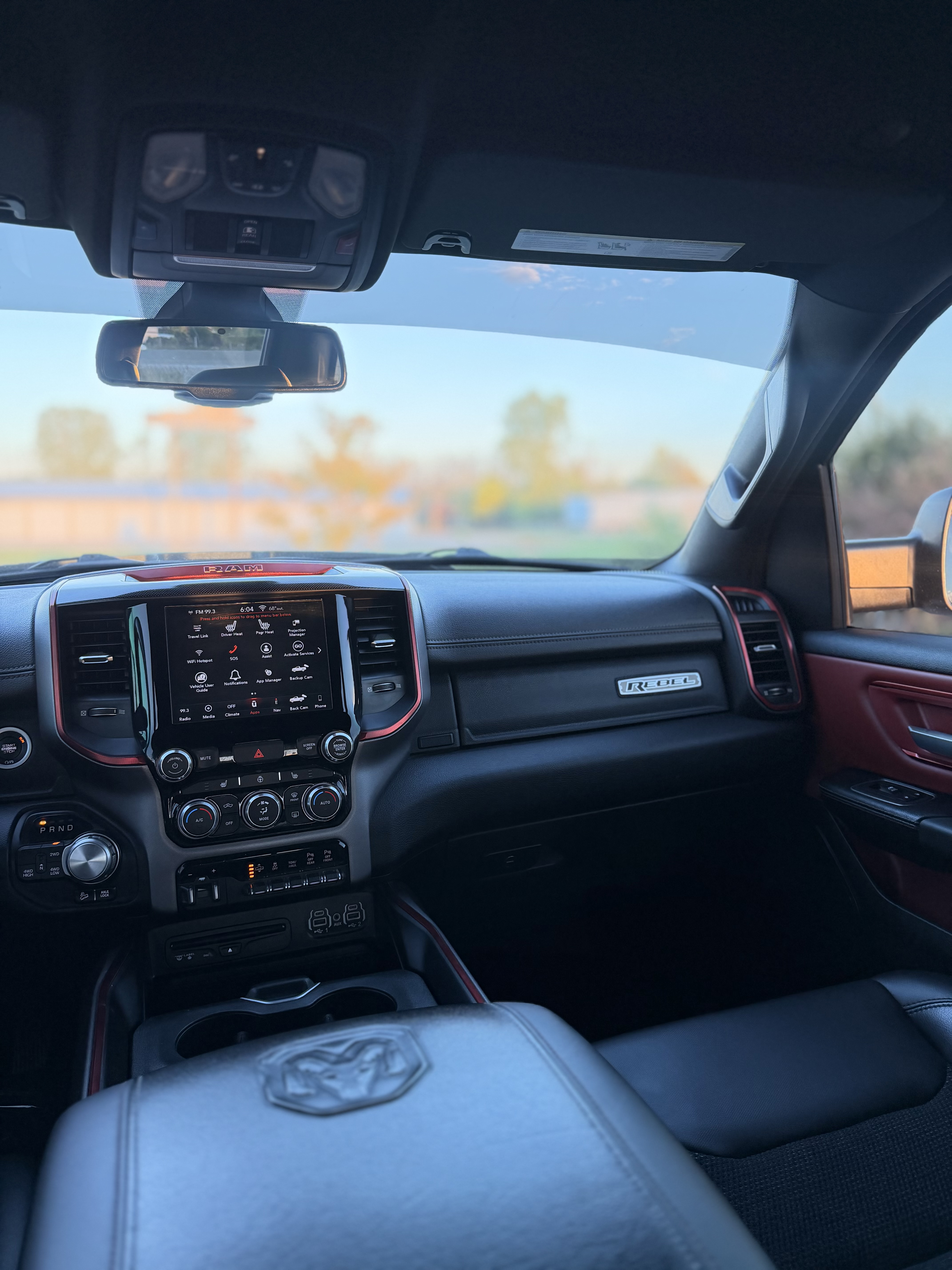 Used 2019 RAM 1500 4x4 Crew Cab Rebel image 10