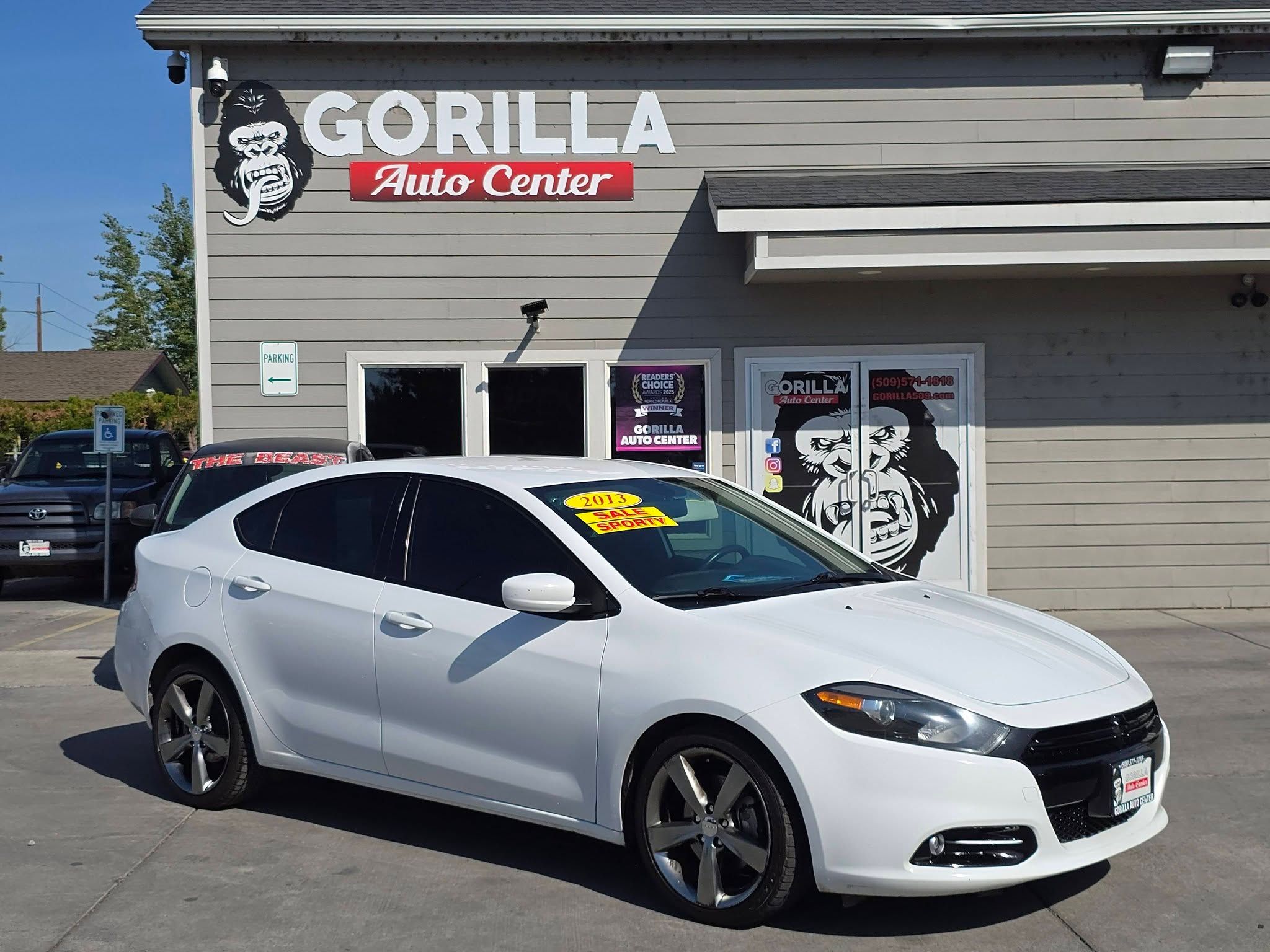 Used 2013 Dodge Dart SXT FWD image 1
