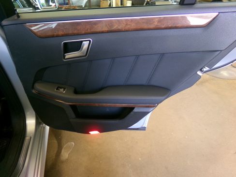 Used 2013 Mercedes-Benz E 350 4MATIC Sedan image 14