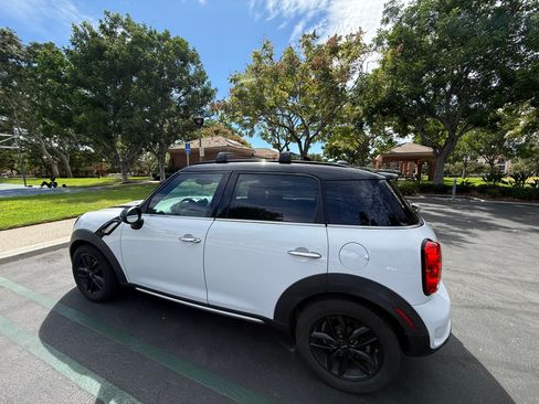 Used 2016 MINI Cooper Countryman S ALL4 AWD/4WD image 3
