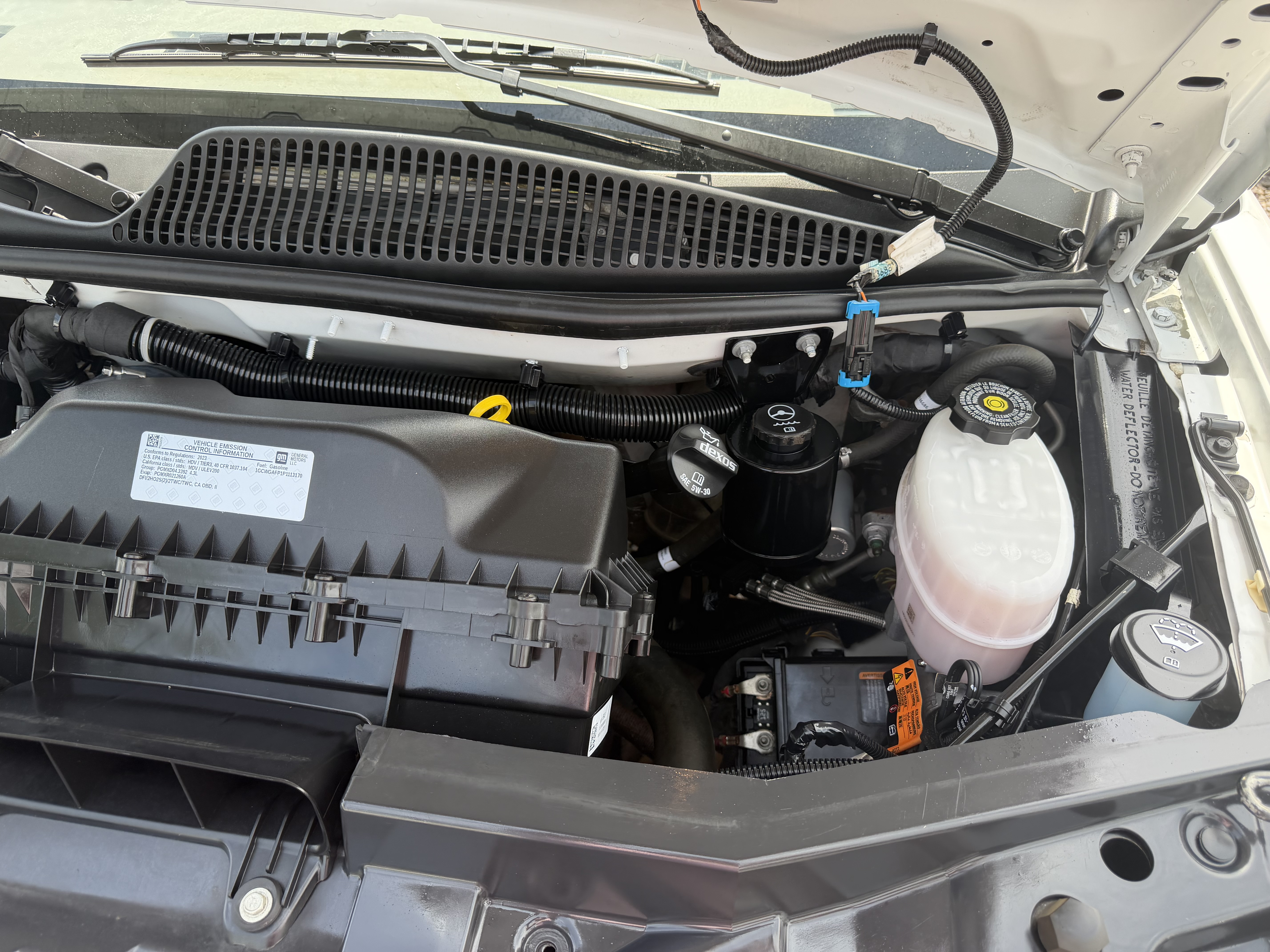 Used 2023 Chevrolet Express 2500 UNAVAIL RWD image 23